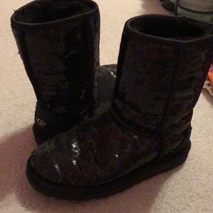 Black sequin Ugg boots!